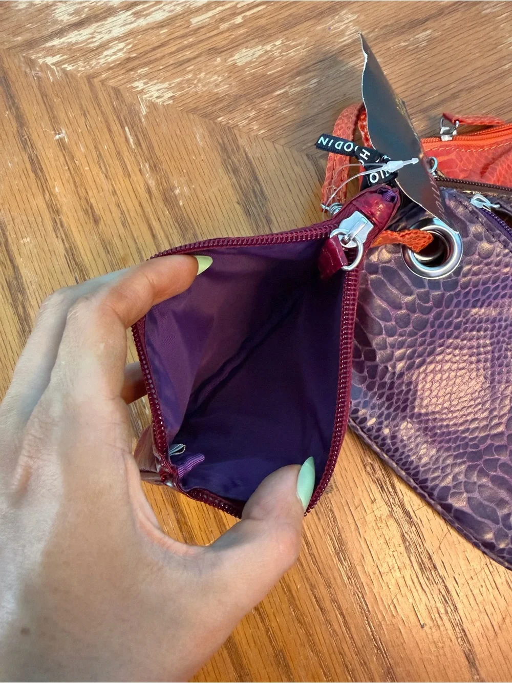 N/A strap pictures shown
